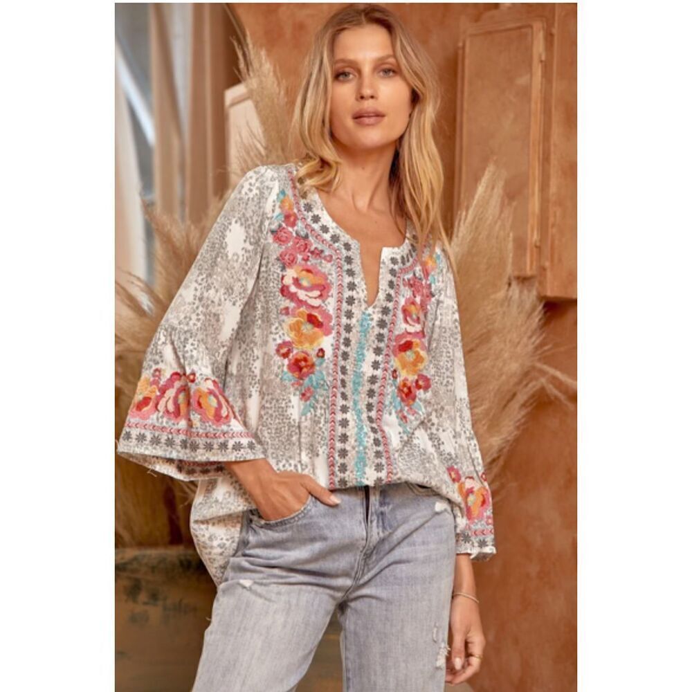 Savanna Jane Boho Top V-Neck Long Bell Sleeve Embroidered Blouse Floral Gray - Picture 1 of 11